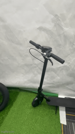 Lumo City – Commuter Foldable Electric Scooter (500W, 25-mile range)